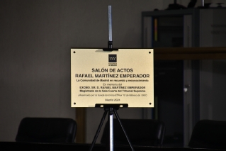El Salón de actos del Tribunal Superior de Madrid llevará a partir de ahora el nombre simbólico de Rafael Martínez Emperador 